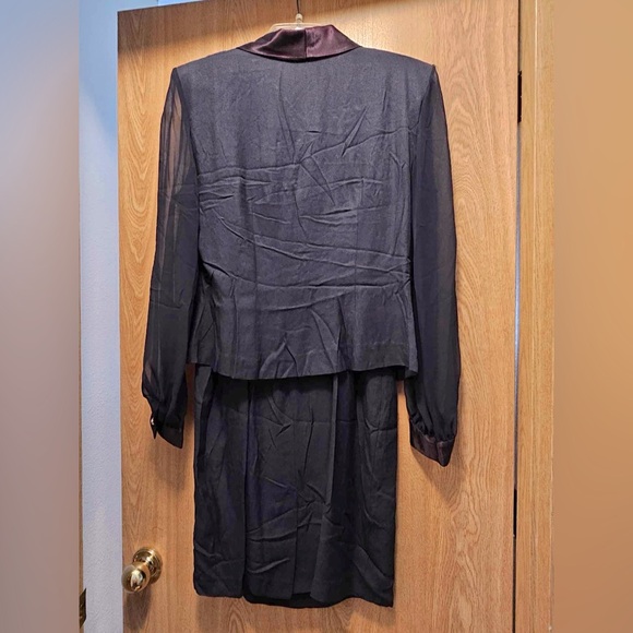 J.R. NITES by Caliendo Vintage Skirt Suit w/ See Through Arms - Picture 2 of 2